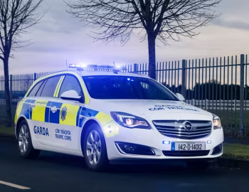 Opel Insignia Sports Tourer Garda patrol vehicle [Ireland] '2015