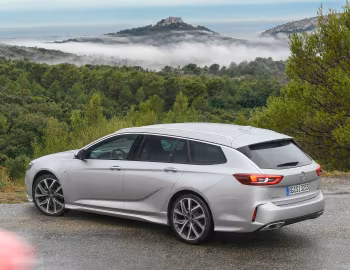 Opel Insignia GSi Sports Tourer '2017–19