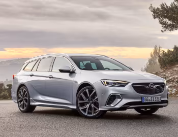 Opel Insignia GSi Sports Tourer '2017–19