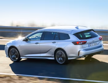 Opel Insignia GSi Sports Tourer '2017–19