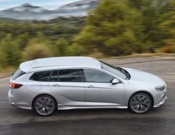 Opel Insignia GSi Sports Tourer '2017–19