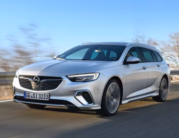 Opel Insignia GSi Sports Tourer '2017–19