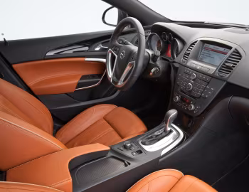 Interior Opel Insignia Turbo 4×4 Sports Tourer [Worldwide] '2008–13