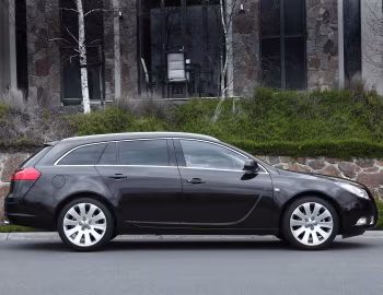 Opel Insignia Turbo Sports Tourer [Australia] '2012–13