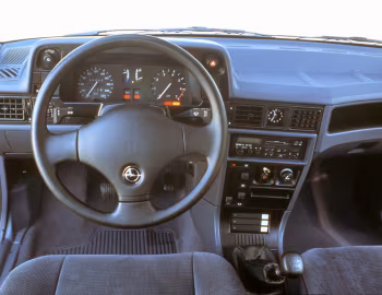 Panel frontal Opel Kadett "Fun" 3-door [Germany] (E) '01–07.1991