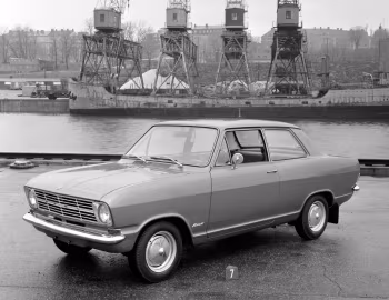 Opel Kadett 1100 S Automatic 2-door Sedan [EU-spec] (B) '1969–73