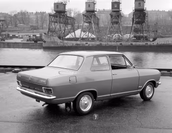 Opel Kadett 1100 S Automatic 2-door Sedan [EU-spec] (B) '1969–73