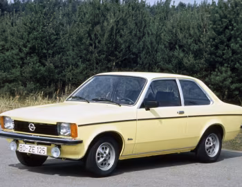 Opel Kadett 2-door Sedan (C) '1977–79