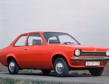 Opel Kadett 2-door Sedan (C) '08.1973–77