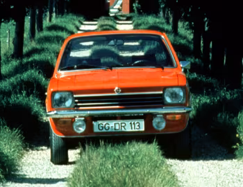 Opel Kadett 4-door Sedan (C) '08.1973–77
