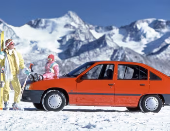Opel Kadett GL 5-door [Worldwide] (E) '1984–89