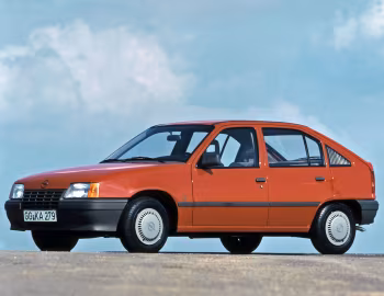 Opel Kadett LS 5-door [Worldwide] (E) '1984–89
