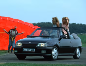 Opel Kadett Cabrio "Edition Elegance" [Germany] (E) '01–05.1993
