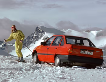 Opel Kadett GL Sedan (E) '1985–89