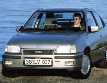 Opel Kadett GSi 16V 3-door (E) '1988–91