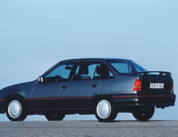 Opel Kadett GT Sedan (E) '1989–90