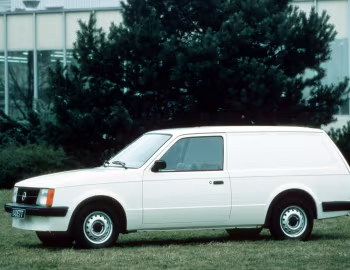 Opel Kadett Lieferwagen (D) '09.1983–07.1984