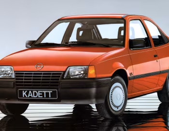 Opel Kadett LS 3-door (E) '1984–89