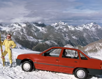 Opel Kadett GL Sedan (E) '1985–89