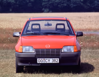 Opel Kadett GL Sedan (E) '1985–89