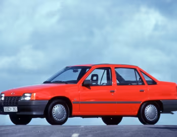 Opel Kadett GL Sedan (E) '1985–89