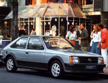 Opel Kadett SR 3-door (D) '08.1979–07.1984