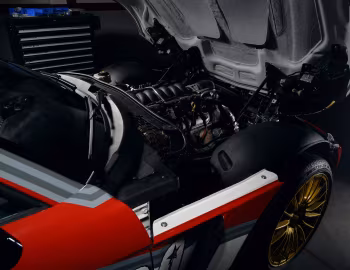 Under The Hood Mädchen & Motoren Opel GT '2014