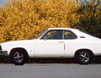 Opel Manta Deluxe (A) '09.1970–07.1975
