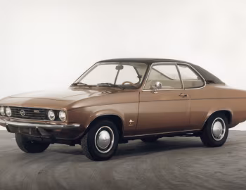 Opel Manta Deluxe (A) '09.1970–07.1975