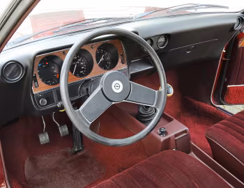 Panel frontal Opel Manta Berlinetta [Worldwide] (A) '1972–75