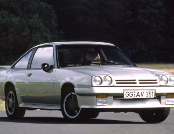 Opel Manta GSi Exclusive (B2) '09.1986–88