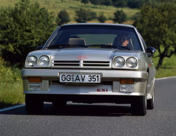 Opel Manta GSi Exclusive (B2) '09.1986–88