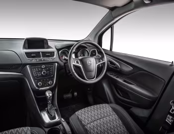 Interior Opel Mokka [South Africa] '2015–16