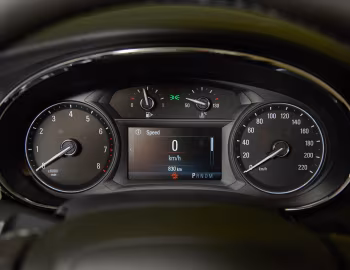 Dashboard Opel Mokka X [South Africa] '2016–19