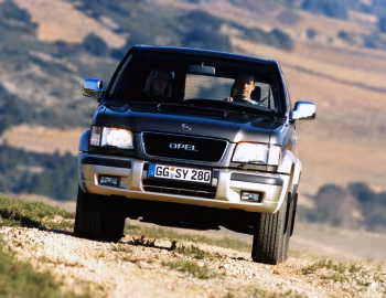 Opel Monterey 3.0 DTI Limited '07.1998–08.1999