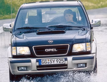 Opel Monterey 3.0 DTI Limited '07.1998–08.1999