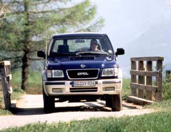 Opel Monterey 3.0 TDI GTL '1998–99