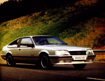 Opel Monza GSE [UK-spec] (A2) '1983–86