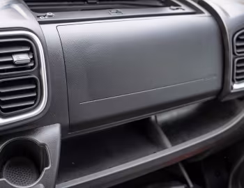 Interior Opel Movano Electric [Worldwide] '2024–pr.