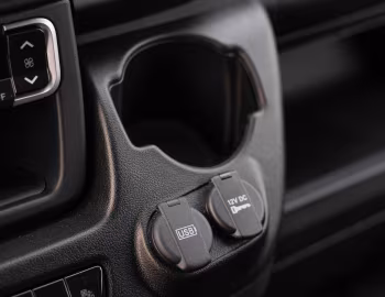 Interior Opel Movano Electric [Worldwide] '2024–pr.
