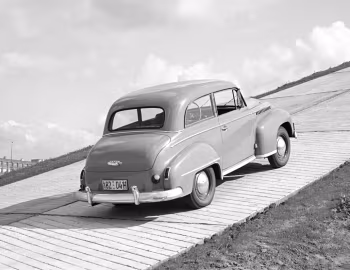 Opel Olympia 2-door Sedan (50/51) '1950–53