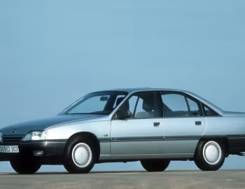 Opel Omega LS (A) '1986–90