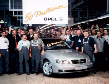 Opel Omega 3.2 V6 [Worldwide] (B2) '12.2000–11.2003