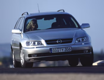Opel Omega Caravan (B2) '1999–2003