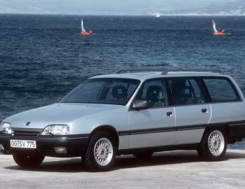Opel Omega 3.0i Caravan (A) '1986–90
