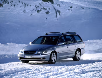 Opel Omega 2.2 16V Caravan (B2) '08.1999–06.2003