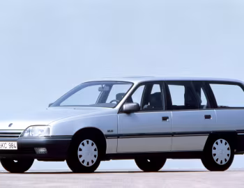 Opel Omega GLS Caravan (A) '1986–90