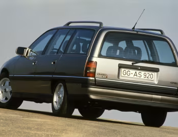 Opel Omega Caravan (A) '1990–94