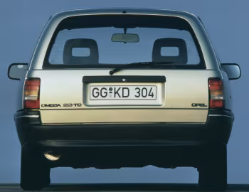 Opel Omega 2.3 TD GL Caravan '1986–90