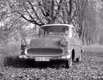 Opel Rekord 2-door Sedan (P1) '1957–60
